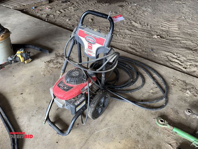 Lot 1-19910 - (1) Simpson 3000 PSI gas powered pressure washer, Honda GCV190 engine, engine pulls through and has ...