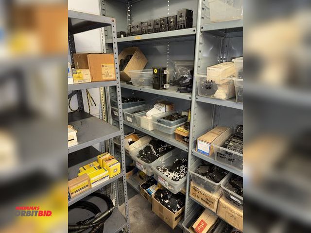 Lot 1-6414 - Large lot of assorted breakers, includes Square-D QO, single and 3 phase, Square-D arc fault breaker...