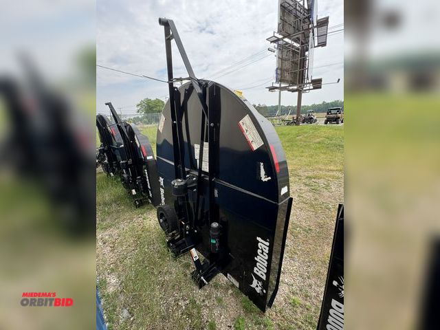 Lot 1-6552 - (1) Bob Cat 72" rotary cutter/brush hog, 3 point, PTO, S/N B4UP01503, unused, new condition.