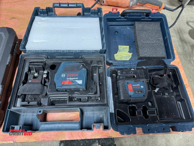 Lot 1-16455 - (1) Bosch GLL100G laser level with case, and (1) Bosch GPL5 laser level with case.