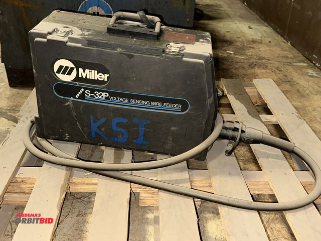 Lot 1-16347 - (1) Miller Super S-32P voltage sensing wire feeder.