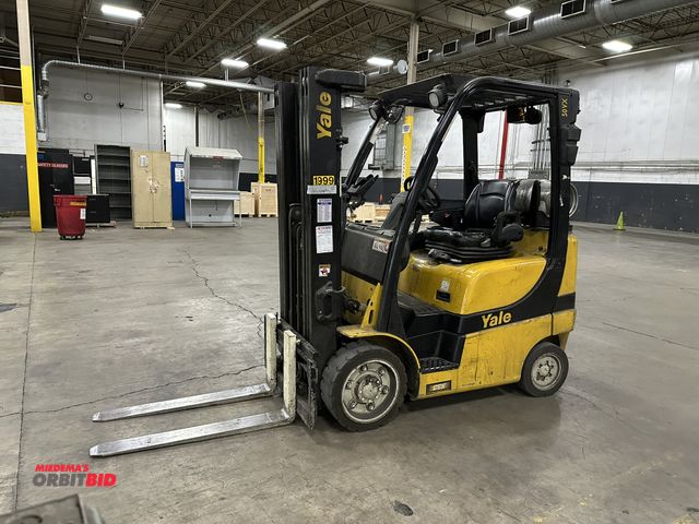 Lot 1-2876 - (1) Yale model 50VX propane powered forklift, SN G580234, 5,000 lb. capacity, 24" load center, 3-sta...