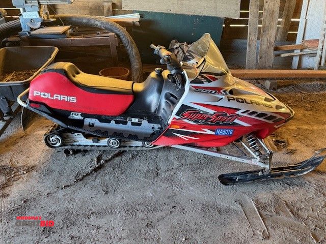 Lot 1-18258 - 2004 Polaris S05NP5BSB 550 Super Sport Snowmobile