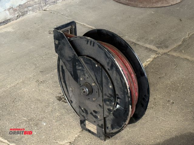 Lot 1-1103 - (1) Hostract, model LC-350, retractable air hose reel, S/N 76020, approx. 50' of hose.