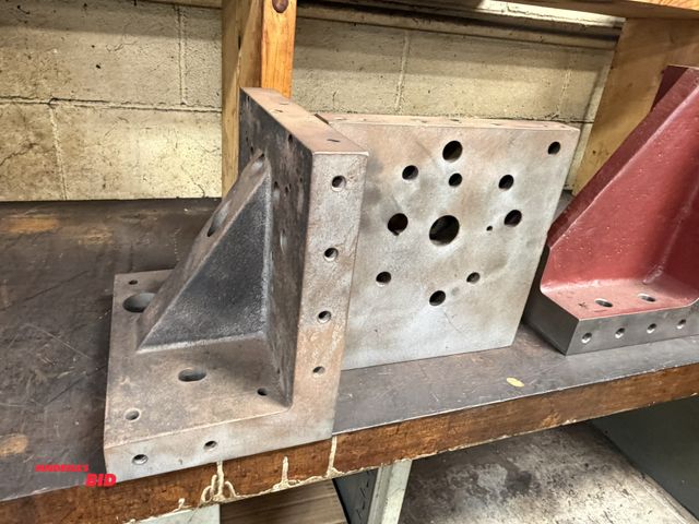 Lot 1-6335 - Lot of (2) heavy duty right angles, 10" x 6 3/4" x 10" tall.