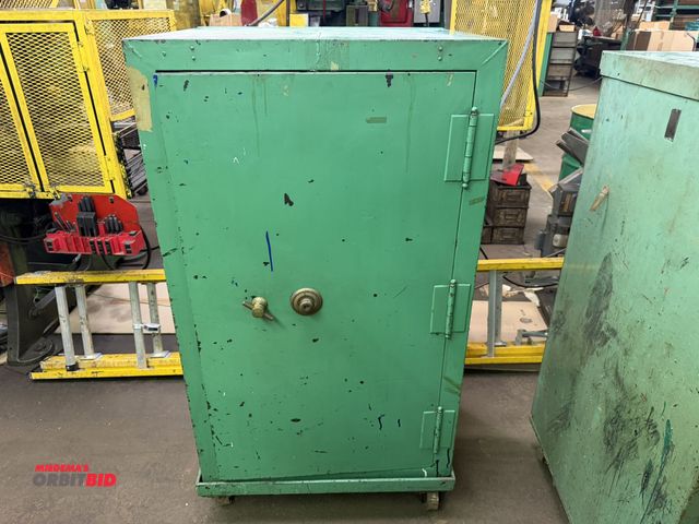 Lot 1-18816 - (1) Safe Cabinet Laboratory, 29.5" width x 55" height x 25" depth heavy duty safe on wheels, 2 pull-...