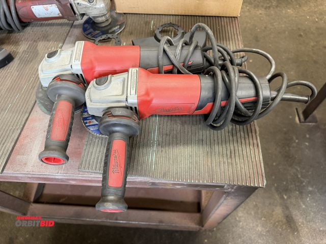 Lot 1-6446 - Lot of 2 Milwaukee angle grinders, (1) Cat #6117-30, 11,000 RPM, 5" angle grinder, and (1) Cat #6161...