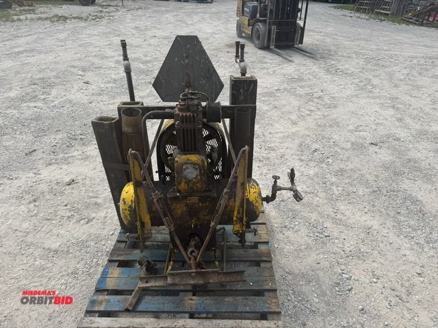 Lot 1-7031 - (1) PTO driven air compressor, 5 gallon capacity, 3pt attachment