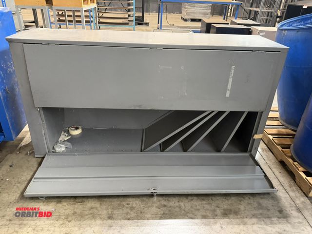 Lot 1-5518 - (1) 36" width x 72" height x 18" depth 2-door steel storage cabinet with 4 adjustable height shelves...