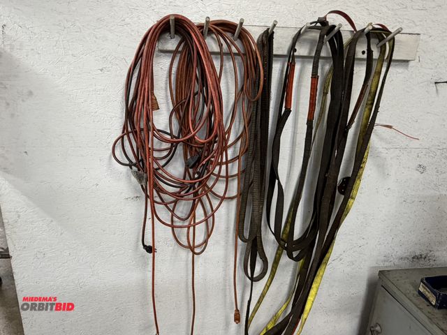 Lot 1-6352 - Lot of assorted extension cords, Liftall nylon lift straps, polyester 1" wide, 3', 5', 6' long, and ...