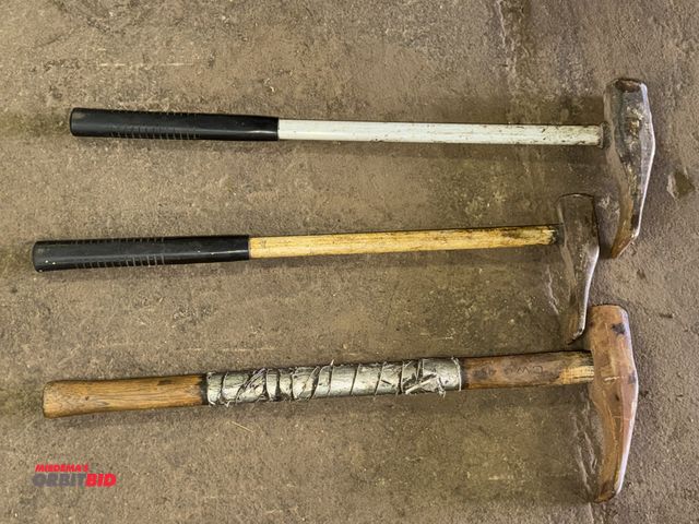 Lot 1-18144 - Lot of (3) various sledgehammers with wedged end.