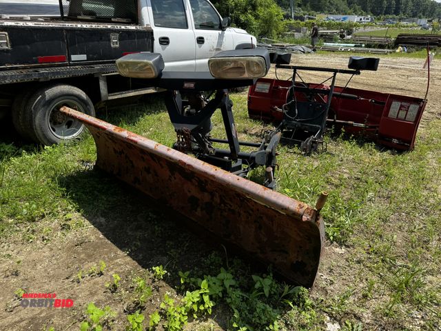 Lot 1-14296 - (1) Western 90" straight blade plow, includes Western Ultra Mount, and lights (1 light may need repa...