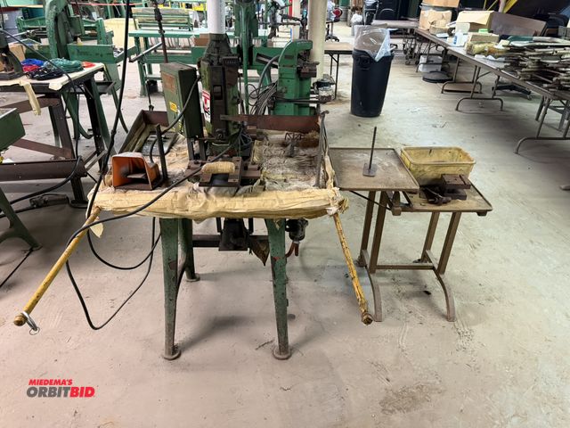 Lot 1-18455 - (1) Consolidated Press &amp; Tool Company, 1A pneumatic kick press with foot control.