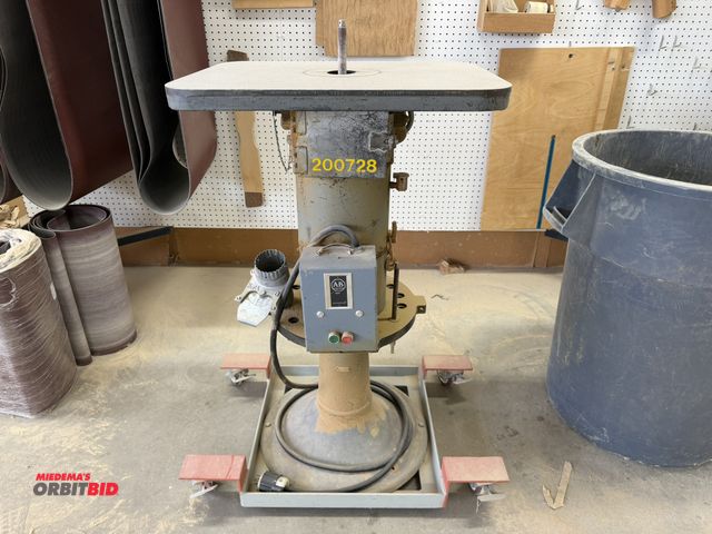 Lot 1-16197 - (1) State, model unknown, 3 phase barrel sander with 24" x 20" adjustable tilt table, 4-wheel stand,...