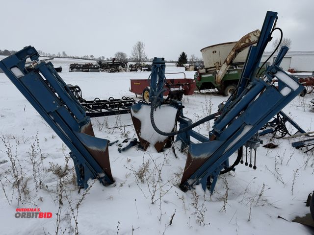 Lot 1-10438 - (1) CareTree, model 636, 3-shovel tree spade, S/N RW0705885, skid steer attachment mount, shovels ar...