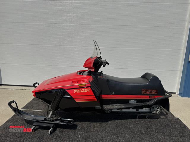 Lot 1-6502 - (1) Yamaha Phazer snowmobile, VIN 86F-000733, approx. 538 miles, twin cylinder, 480cc motor, metal s...