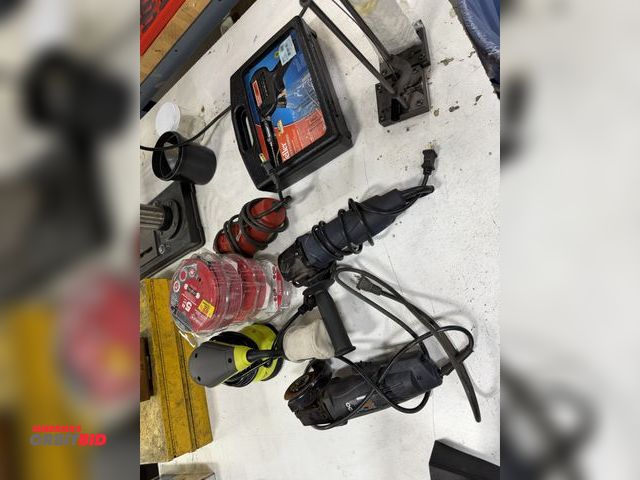 Lot 1-18865 - Lot of assorted hand tools, includes (1) Milwaukee 3/8" close quarters drill, (3) partial packs of 8...