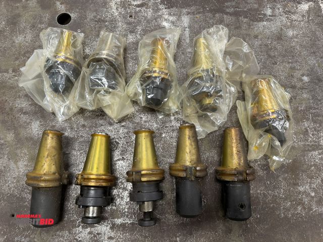 Lot 1-2057 - Lot of (10) assorted Cat 40 Type tool holders.