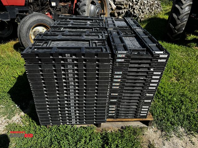 Lot 1-6964 - Lot of (95) collapsible plastic crates, 23.5" long x 15.5" wide x approx. 6" deep.
