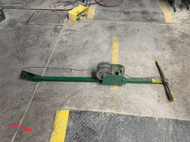 Lot 1-16692 - (1) Greenlee 766 cable puller, missing handle.
