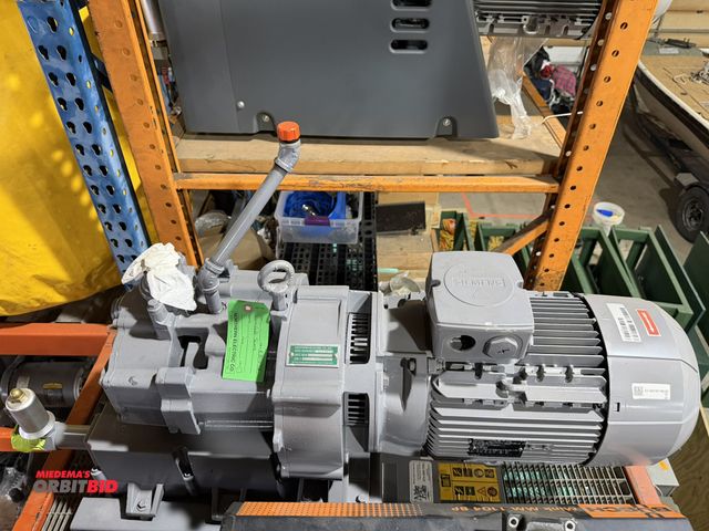 Lot 1-18590 - (1) Vane pump with a 230/460V, 3 phase, 3555 RPM electric motor, working condition unknown.