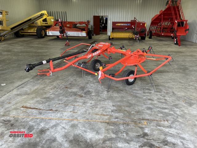 Lot 1-10308 - Kuhn GF 222T Hay Tedder, 540 PTO, S/N A1056