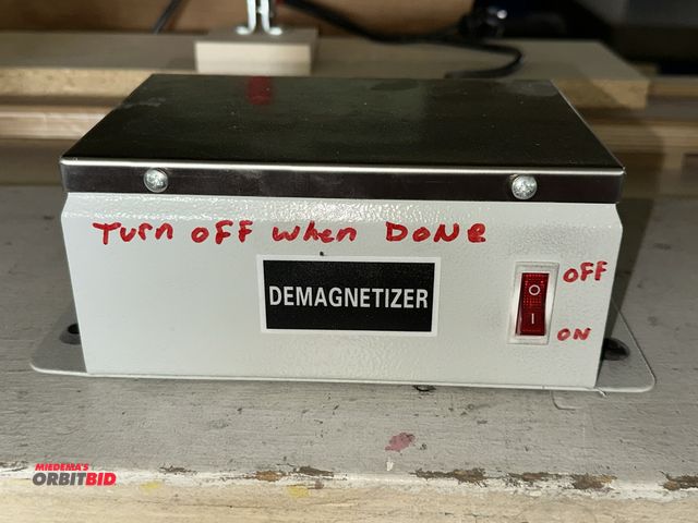 Lot 1-17754 - (1) make and model unknown demagnetizer with a 7" x 4.5" stainless steel top surface.