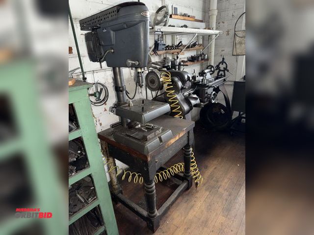 Lot 1-4707 - (1) Craftsman bench top drill press, no visible ID tag, electric motor, adjustable table, 10.5" x 10...