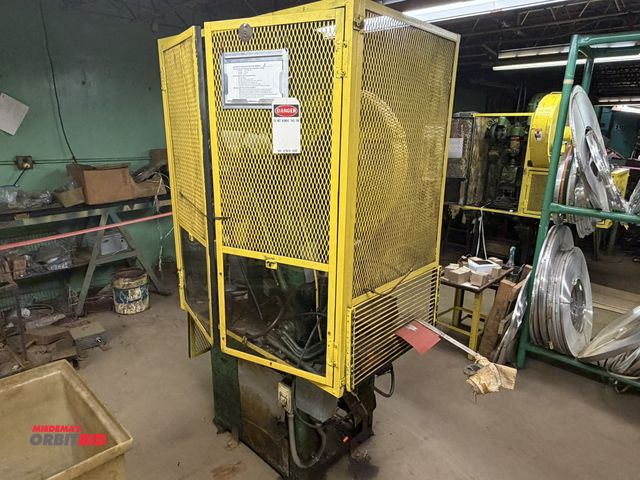 Lot 1-18476 - (1) Diebel Press 12-ton, 2" stroke, 300 to 800 strokes per minute, 6" shut height, unit is for parts...