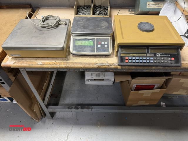 Lot 1-18803 - (1) National Controls, Inc, model 8250, scale, (1) MCT Series platform scale, S/N MC1508323, max. ca...