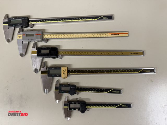 Lot 1-16390 - Lot including (2) 6" Mitutoyo Digi Matic digital calipers, (3) Mitutoyo Digi Matic 12" digital calip...