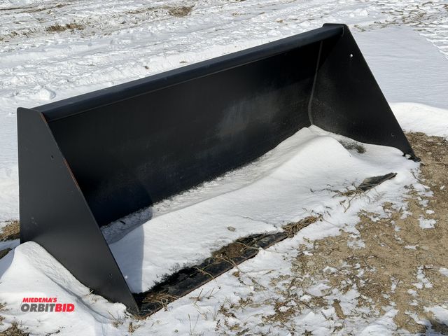 Lot 1-11542 - (1) 72" wide bucket with loader tractor attachment welded on cutting edge, bucket is new.