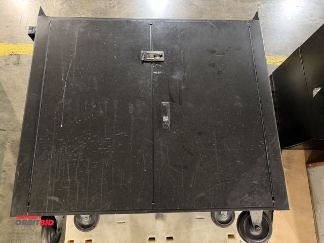 Lot 1-5279 - (1) 36" width x 30" height x 22" depth 2-door rolling tool box base/storage cabinet with locking doo...