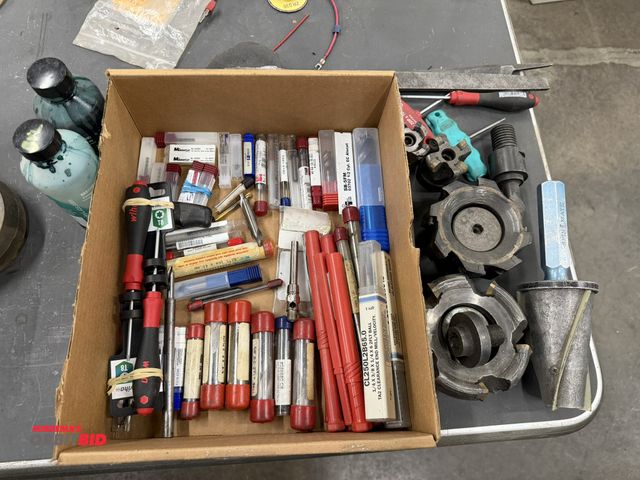 Lot 1-1011 - Lot of assorted tooling, including various milling tools, face mills with cutting inserts, files, la...