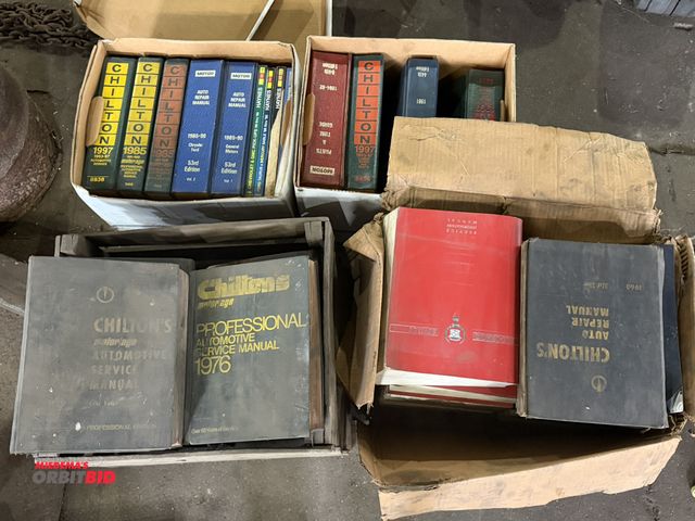 Lot 1-1170 - Lot of assorted vintage Chilton, Hanes, and various other automotive repair manuals.