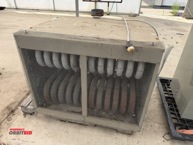 Lot 1-9969 - (1) ADP 400,000 BTU natural gas heating unit, in working condition.
