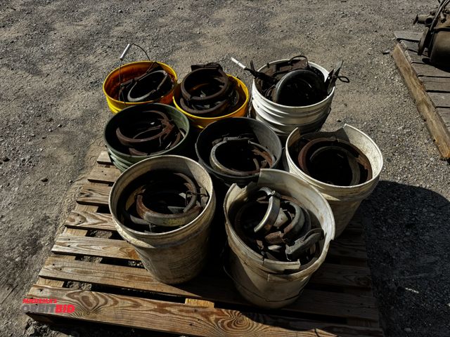 Lot 1-6952 - Large lot of assorted irrigation pipe clamps, approx. 6.5".