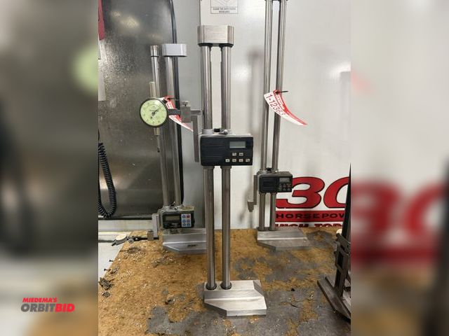 Lot 1-12365 - (1) make and model unknown, approx. 20" digital height gauge.