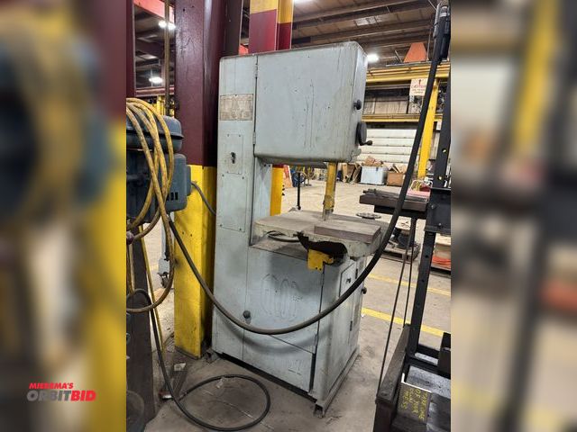 Lot 1-15298 - (1) Grob 24" x 24" vertical bandsaw, tilting table, 12' blade, up to 2", 50-2030' per minute stroke,...