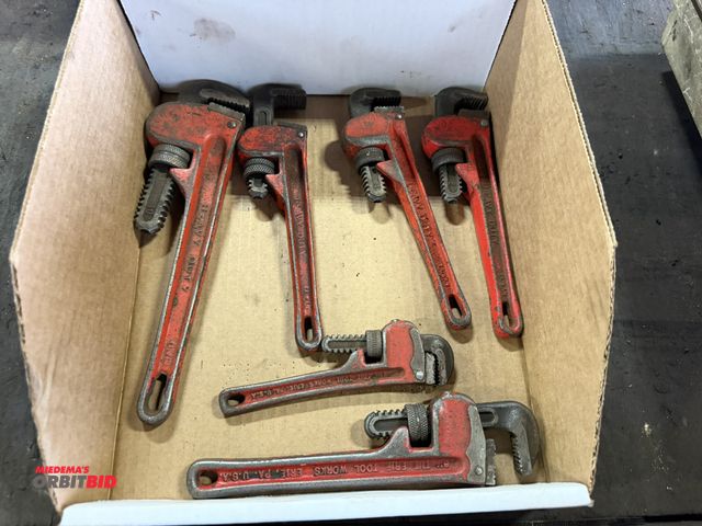 Lot 1-18508 - Lot of 6 assorted pipe wrenches, (1) 8", (4) 6", and (1) 5".