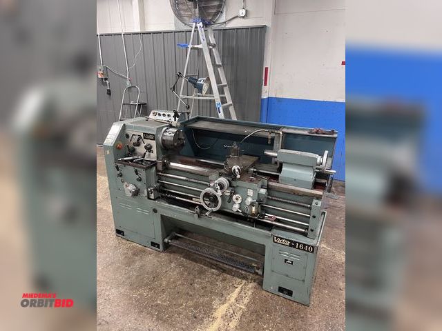 Lot 1-3662 - Victor Model 1640 Engine Lathe, Great condition