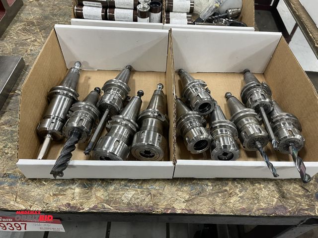 Lot 1-19400 - Lot of (11) assorted Pioneer Cat 40 tool holders, collet style.