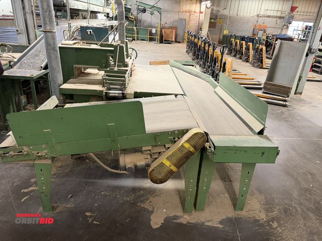 Lot 1-17136 - (1) Diehl Machines, model SL52, saw, 460V, 3 phase, includes (2) conveyor sections power belt, they ...