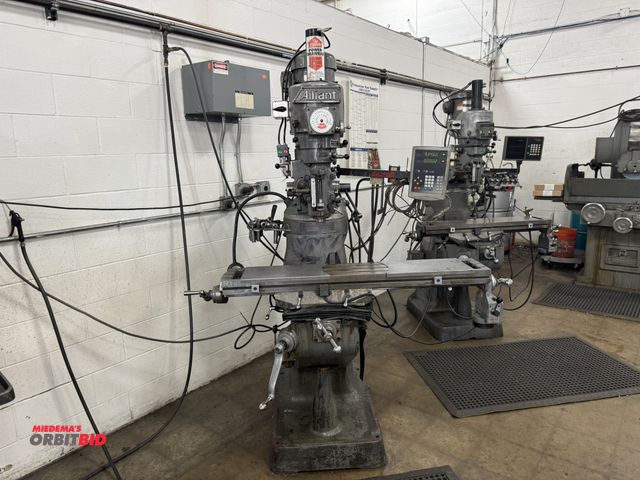 Lot 1-2293 - (1) Alliant RT2V vertical knee mill, 500 to 4500 RPM, 50" x 9" slotted table, angle head, tilting, 3...