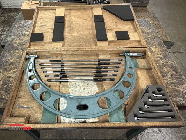 Lot 1-6329 - (1) Mitutoyo micrometer 12-18".