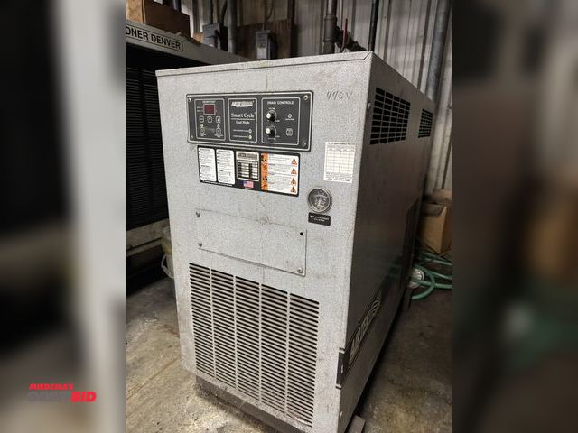 Lot 1-2558 - (1) AirTek refrigerated compressed air dryer, model CT-250, 460V, 3 phase, 250SCFM capacity, smart c...