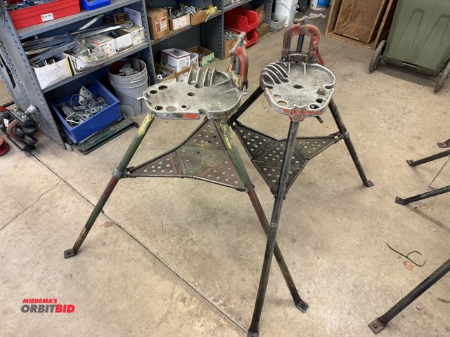 Lot 1-6369 - Lot of (2) Ridgid #40A pipe tristands.