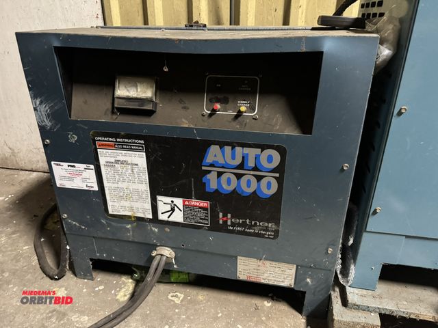 Lot 1-2588 - (1) Hertner Auto 1000 battery charger, model TN-18-680, battery type LA, 18-cell, 36V output, 208-24...