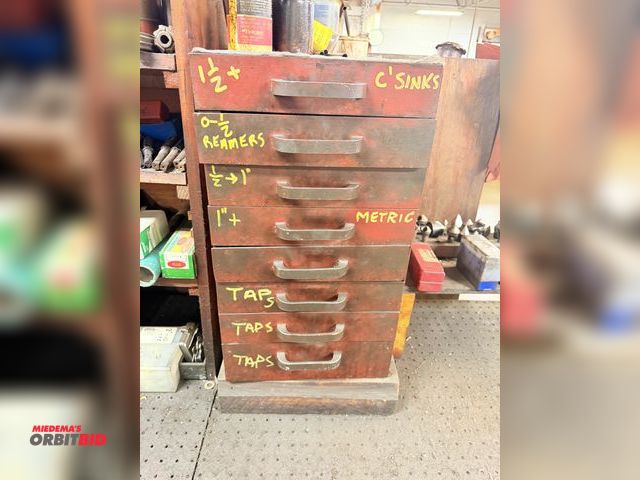 Lot 1-6509 - (1) 8-drawer parts cabinet filled with assorted C-sinks, reamers, 0-1/2", 1/2" to 1", and 1" +, and ...