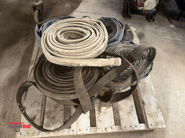 Lot 1-18111 - (1) skid of assorted pump hose.